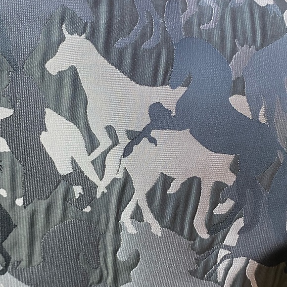 Max Studio Horse Print Camouflage Puffer Jacket Size Large - Picture 2 of 7